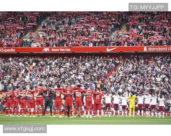 英超焦点战：利物浦曼城双双遭遇失利引发热议